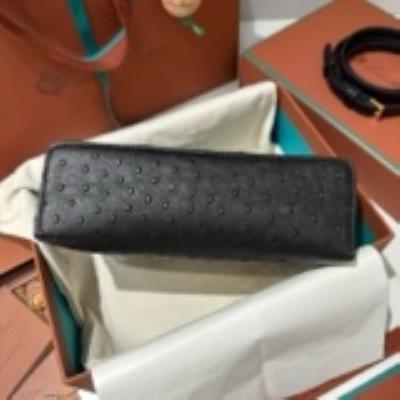wholesale quality loro piana extra pocket l19 ostrich model no. 16
